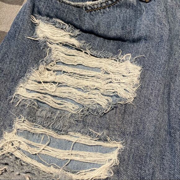 Vanilla Star Distressed Jean Mini Skirt Juniors Size 5 - Picture 2 of 7